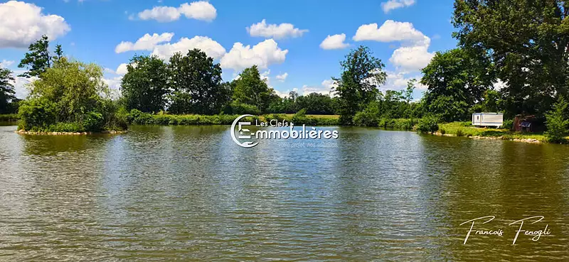Étang de pêche à ch Louhans