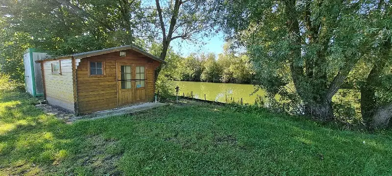 Étang de pêche à Cuy