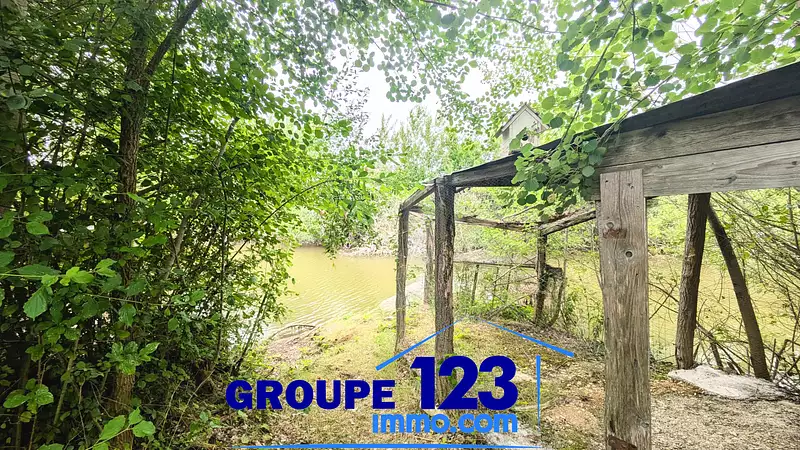 Étang d'agrément de 1 ha à Chichery — photo 4