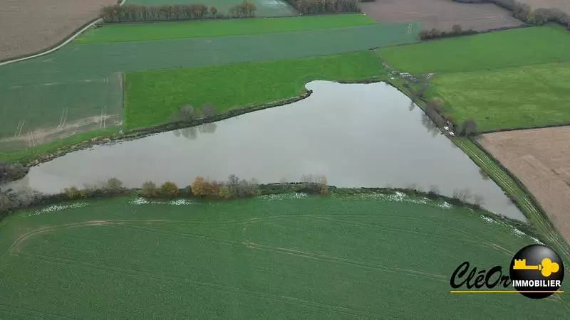 Étang de pêche de 2,74 ha à Serley — photo 2