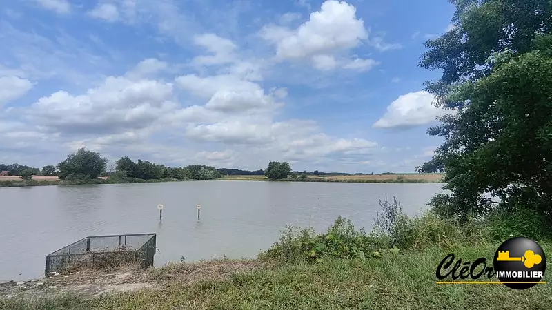 Étang de pêche de 2,74 ha à Serley