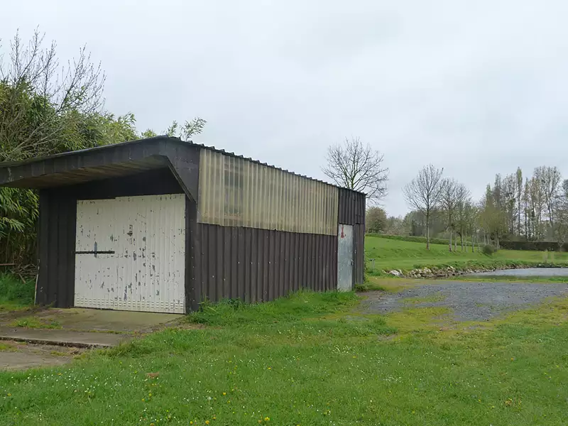 Étang d'agrément à Le Pertre — photo 4