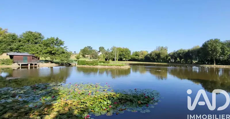 Étang de pêche à Bourgbarré