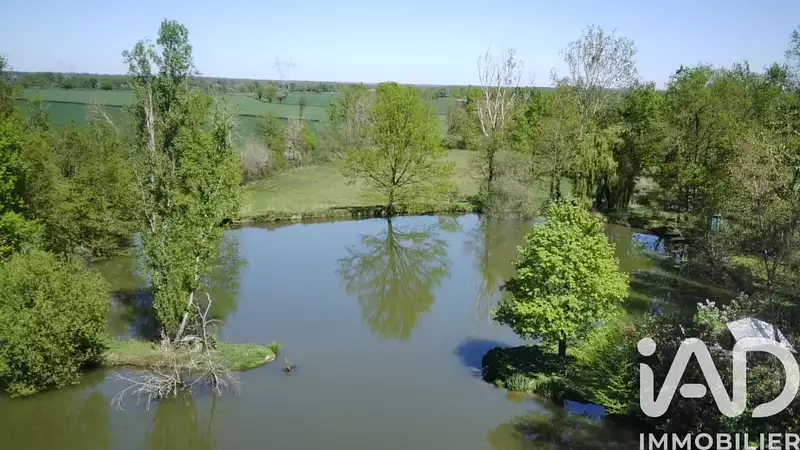 Fishing lake, 1 hectare, Centre-Val de Loire — photo 5