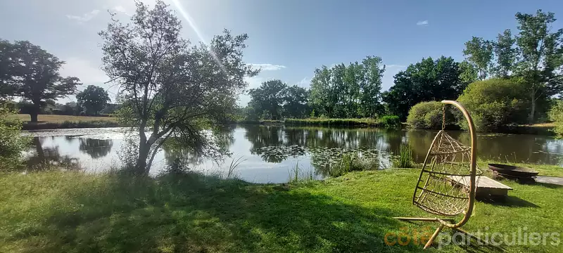 Étang de pêche de 2 ha à Vesdun — photo 3