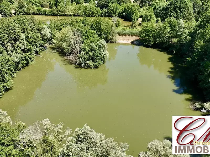 Étang de loisir à Vitry Le Francois (51) — photo 5