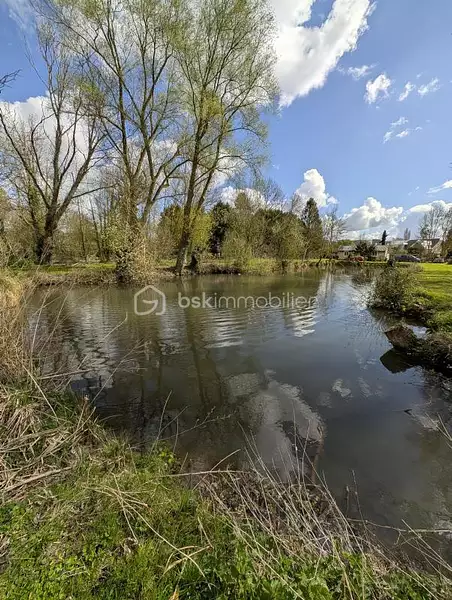 Étang d'agrément à Boves — photo 2
