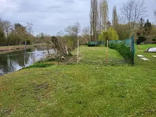 Étang d'agrément à Argoeuves — photo 2