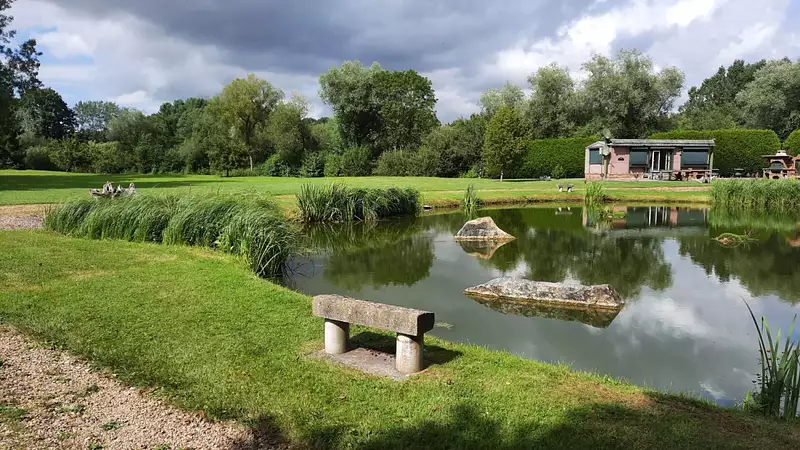 Étang de pêche à Beauvais — photo 3