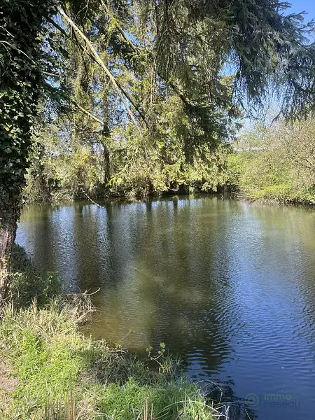 Étang de pêche de 1,74 ha à Moreuil
