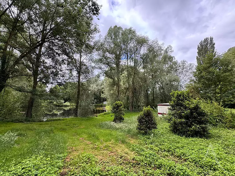 Fishing lake 1.76 hectares with riverside access near Amiens, Picardy — photo 4