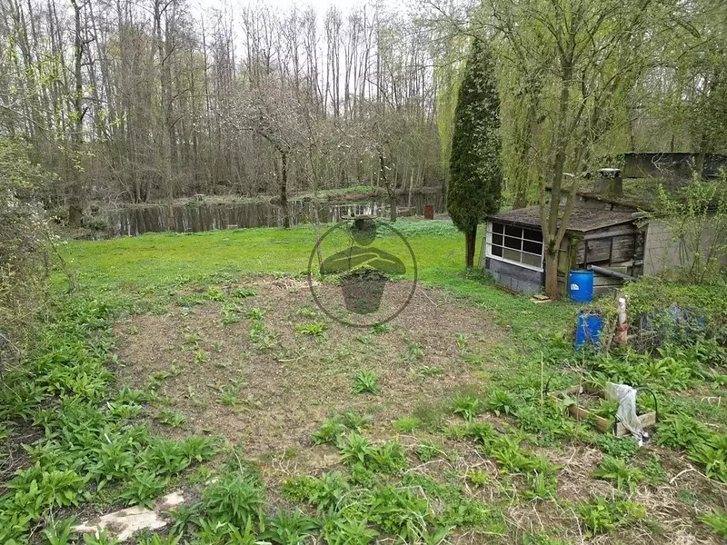 Fishing and leisure lake, 0.65 ha with island in Hauts-de-France — photo 5