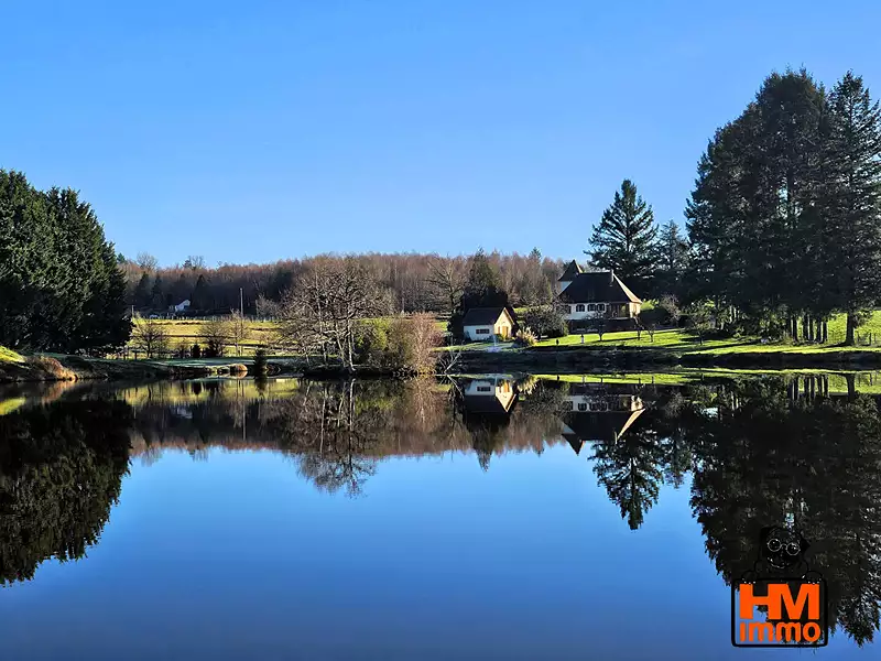 Étang de pêche à ch Ladignac-le-Long