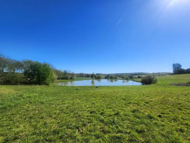 Étang de pêche à Villeneuve-sur-Lot — photo 2