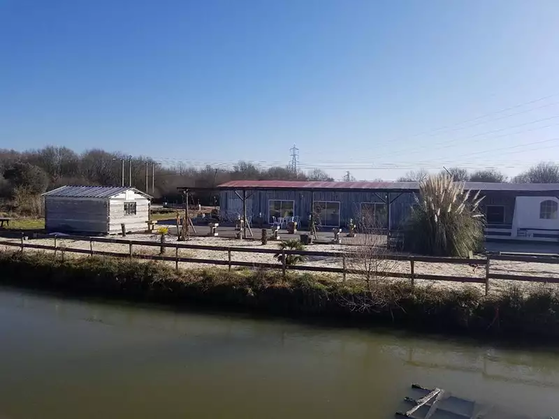 Leisure lake and agricultural estate, 4,000 m² in Aquitaine — photo 2