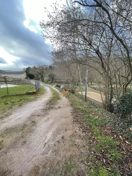 Étang d'agrément à Saint-Beauzély — photo 4