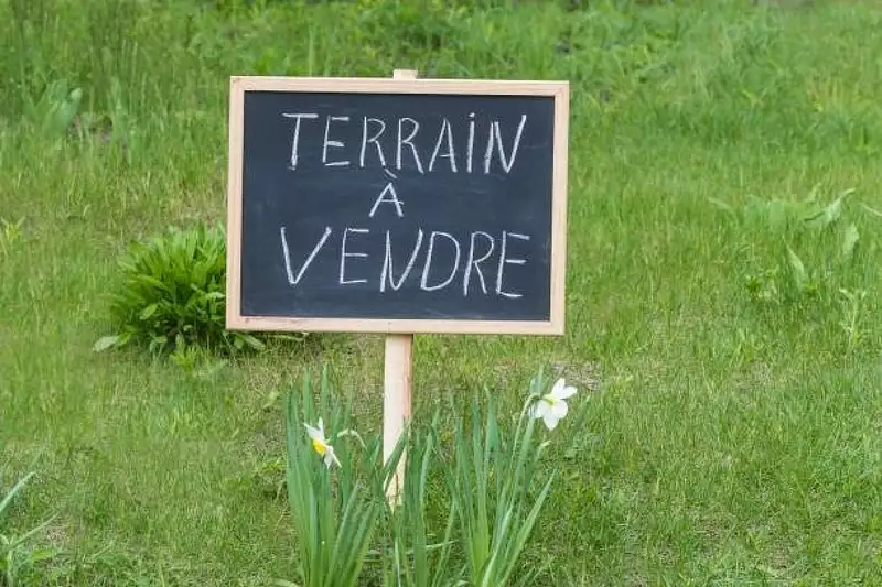 Étang d'agrément à Le Bignon-du-Maine